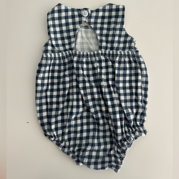 0-3M Baby Gingham Bundle - Picture 3 of 7